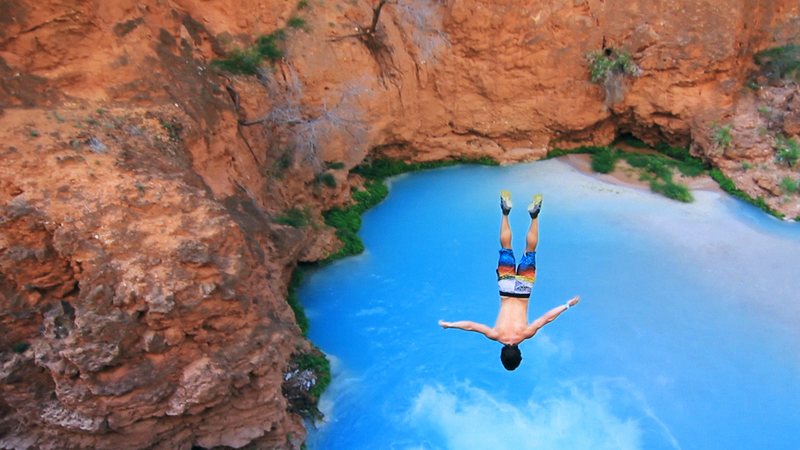 Illustration for article titled What It's Like To Jump Off The Prettiest Waterfalls In America